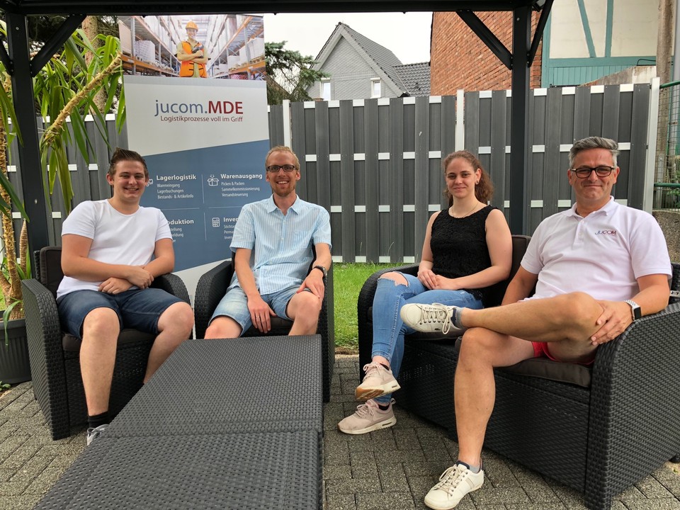 Zwei neue Azubis bei jucom.